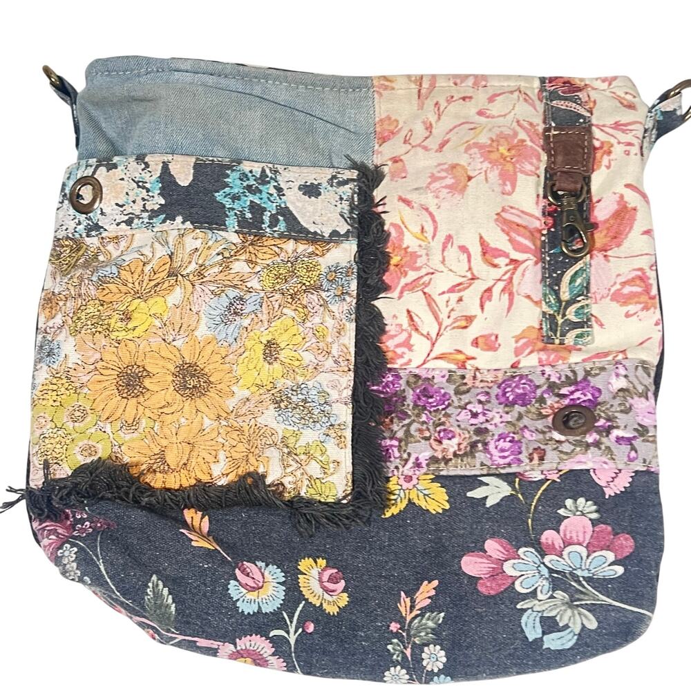 Le Fleur Blu Myra Shoulder Bag Canvas Floral Patchwork Leather Adj Strap